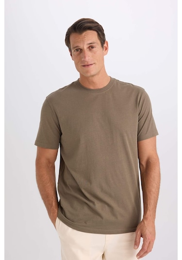 DeFacto %100 Pamuk New Regular Fit Bisiklet Yaka Basic Düz Kısa Kollu Tişört V7699AZ25SPKH207 DeFacto %100 Pamuk New Regular Fit Bisiklet Yaka Basic Düz Kısa Kollu Tişört V7699AZ25SPKH207