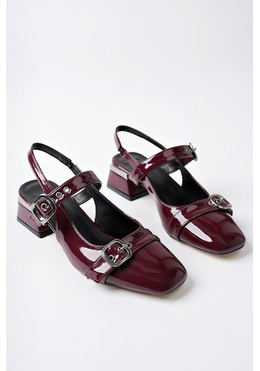 Muggo Yuqi Arkası Açık Küt Burun Çift Kemerli Kadın Günlük Klasik Kısa Topuklu Ayakkabı Bordo Rugan