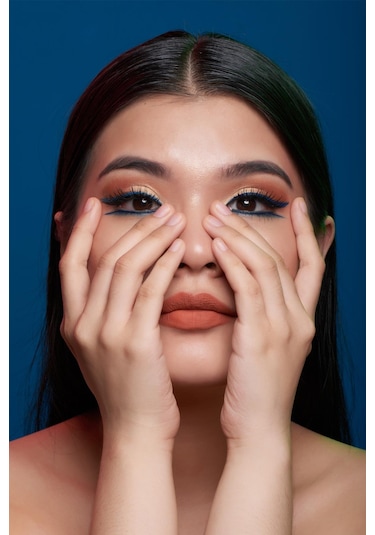 Alix Avien Suya Dayanıklı Yoğun Pigmentli Kremsi Kolay Sürüm Lacivert Göz Kalemi Eyeliner Pencil Dark Blue