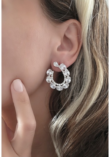 Çiçek Model Zirkon Taşlı Abiye Gümüş Renk Küpe Gümüş