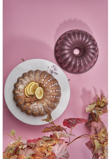 Taç Dilim Döküm Kek Kalıbı Vişne