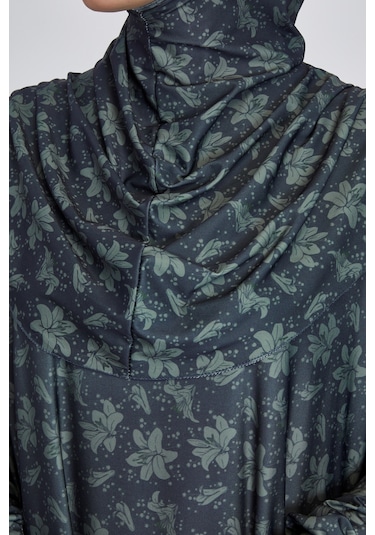 Pratik Tek Parça Manolya Desenli Namaz Elbisesi Siyah