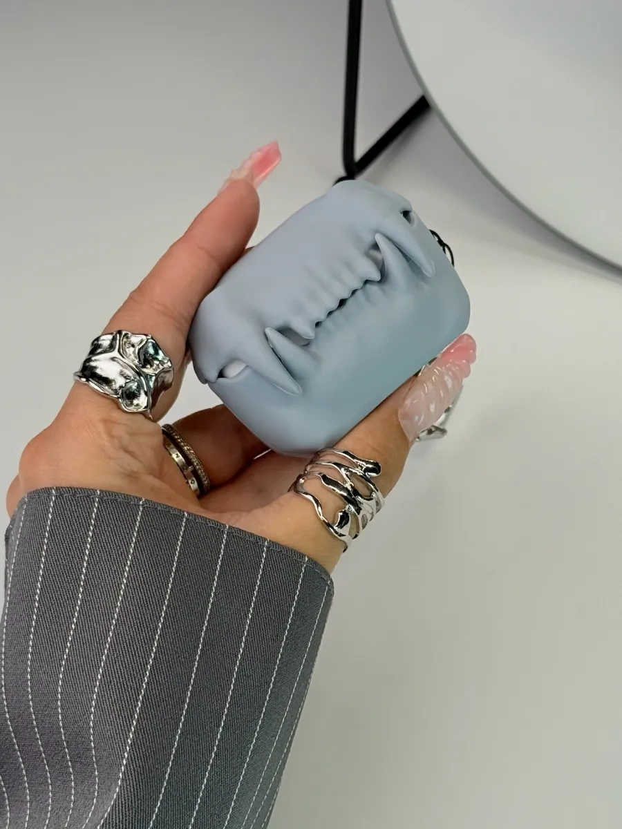Soltykıds Airpods Pro 2 İçin Tiger Teeth Kulaklık Silikon Kılıf 282214642 Gri