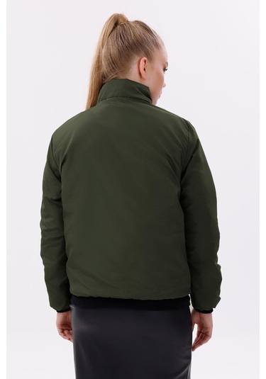 Kadın Astarlı Dik Yaka Mevsimlik Su Ve Rüzgar Geçirmez Mont Haki