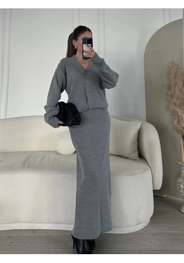 V Yaka 3 Düğmeli Hırka Takım Triko İkili Etekli - Gri Gri