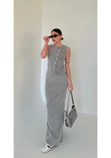 Uzun Etekli Önü Düğmeli Badi İkili Takım- Gri Çok Renkli