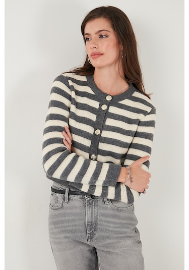 Lela Çizgili Oversize Fit Bisiklet Yaka Düğmeli Crop Triko Bayan Hırka 4615567 Gri