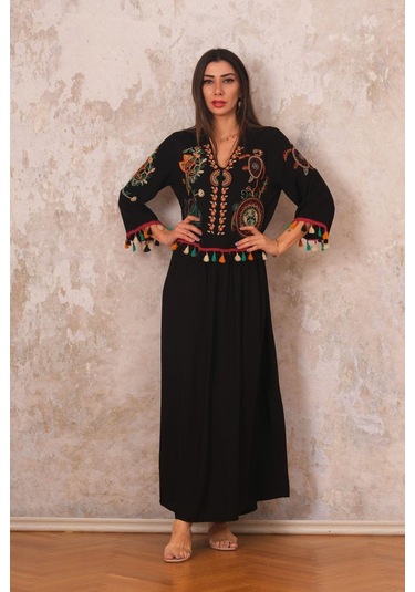 Kadın Siyah V Yaka Önü Ve Kolları Otantik Nakışlı Püsküllü Uzun Elbise-sıyah Siyah