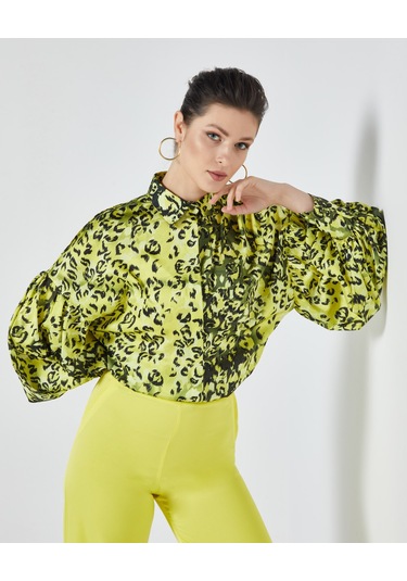 Kadın Leopar Desenli Gömlek - Balon Kol - Saten - Modern Ve Şık Tasarım - Günlük Ve Özel Gün Kullanımı İçin Gömlek Sarı