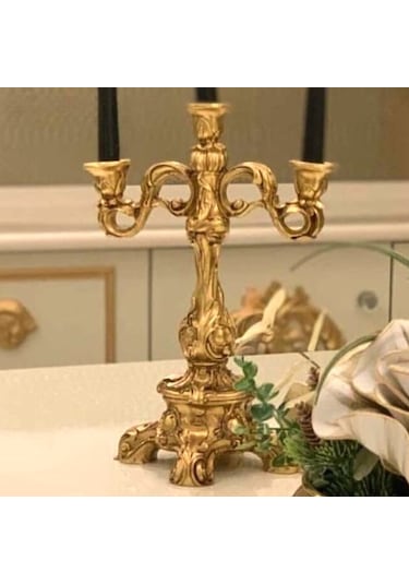 BY ARİ ÜÇLÜ ŞAMDAN SM135-1