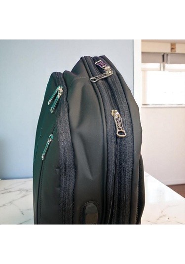Laptop Gözlü Ve Körüklü İnce Tasarım Sırt Çantası Baggaj S24133 Siyah