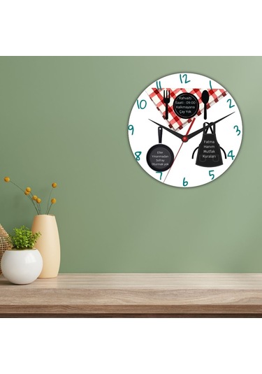 Evimli Fil Temalı İsimli Cam Duvar Saati Çocuklara Özel Tasarım 20x20 Beyaz
