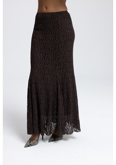Veylia Uzun Kahve Dantel Etek Kahve