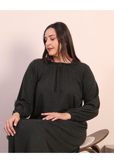 Kadin Tesettur Buyuk Beden Kare Yaka Uzun Elbise 001