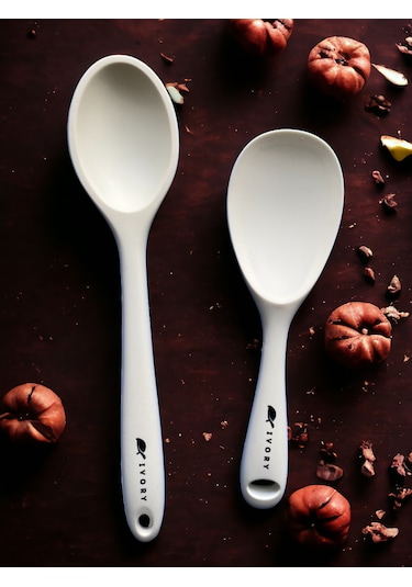 Sert Uçlu Isıya Dayanıklı Silikon Kaşık 28/22 Cm Krem
