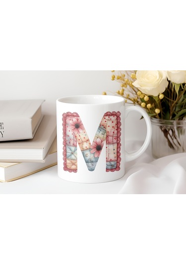 M Harfli Retro Çiçekli Kupa Bardak - Patchwork Tarz Yamalı Desenli İsme Özel Kupa - Hediye Beyaz