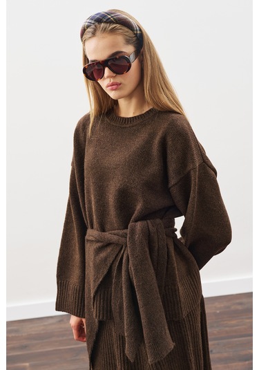 Kare Yaka Bağlamalı Triko Atkı Kahverengi Kahverengi