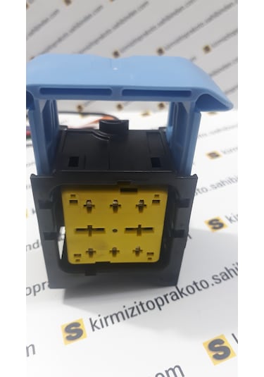 Ford Curıyer Kızdırma Role Soketi