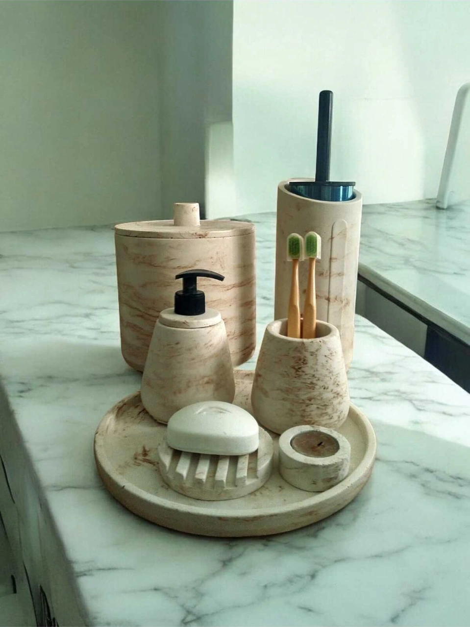 Mermer Desen Bej Beton Banyo Seti,tuvalet Fırçası,çöp Kovası,katı,sıvı Sabunluk,tepsi,mumluk Bej