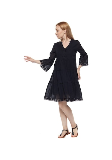 Kısa Kollu Siyah Düğmeli Vual Yazlık Elbise