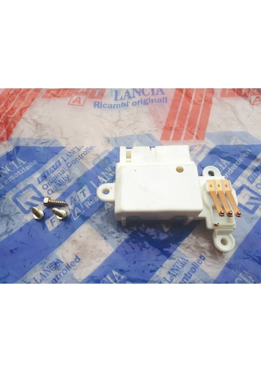 Fiat Uno Ön Cam Silecek Motor Kontrol Ünitesi 9942950