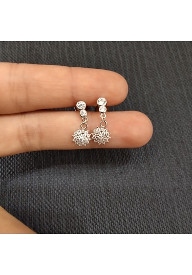 925 Ayar Gümüş Kadın Minimalist Tasarım Zirkon Taşlı Sallanır Küpe Gümüş