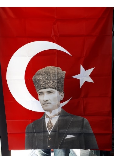 Bayrak Türk Bayrağı Atatürk''lü 70 X 105CM +2 Mt İp