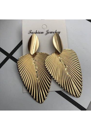 Geeksen Şık Ve Gösterişli Yaprak Desenli Metal Küpe Seti - Altın Renk Gold