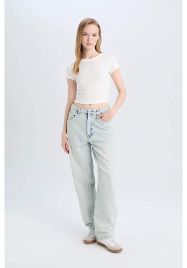 DeFacto Coool Fitted Bisiklet Yaka Basic Düz Fitilli Kaşkorse Kısa Kollu Beyaz Tişört E0287AX25SMWT32 DeFacto Coool Fitted Bisiklet Yaka Basic Düz Fitilli Kaşkorse Kısa Kollu Beyaz Tişört E0287AX25SMWT32