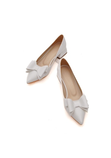Renata Beyaz Fiyonklu 4cm Sivri Burun Topuklu Ayakkabı Beyaz