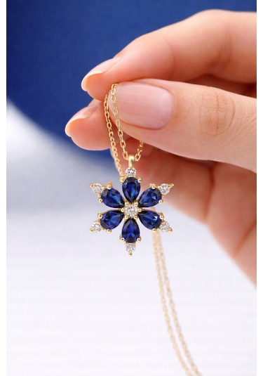 Çekirdekjewelry 925 Ayar Gümüş Lacivert Taşlı Kamelya Çiçeği Kolye Sarı Lacivert