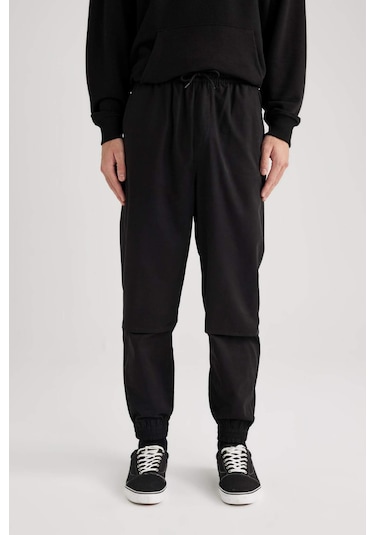 DeFacto Jogger Gabardin Pantolon Regular Beli Bağcıklı Cepli Lastikli Paça B7493AX24SPBK81