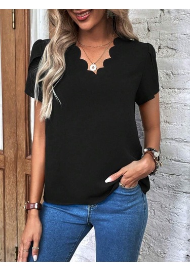 Kadın Kısa Kollu Lazer V Yakalı Ithal Krep Bluz Siyah