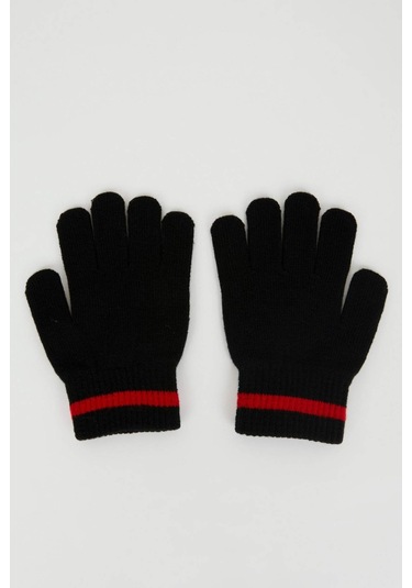 DeFacto Erkek Çocuk Marvel Baskılı Triko Eldiven C8576A824WNBK27