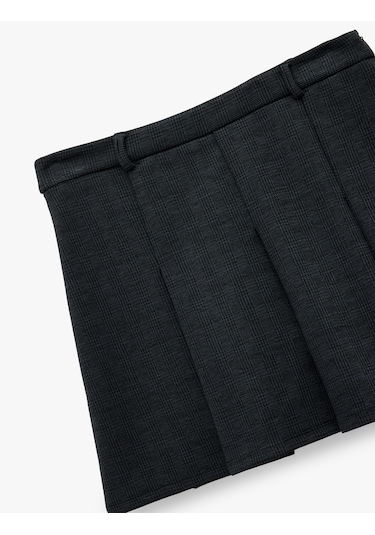 Koton Slim Fit Viskon Karışımlı Kalın Pileli Mini Etek Siyah 6wal70031ık Siyah