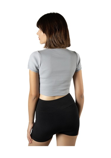 Açık Gri Havuz Yaka Fitted/vücuda Oturan Kısa Kol Crop Tişört Açık Gri