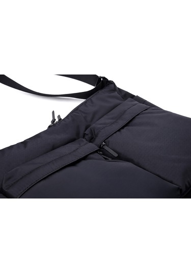 Unıqlo Multı Pocket Unısex Omuz Çantası 361-479577-09 Siyah