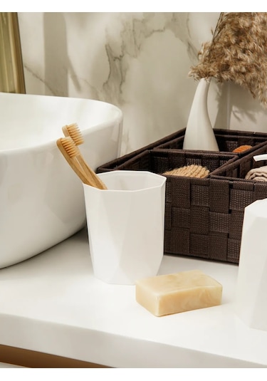 Skyphos Plastik Diş Fırçası Ve Macunu Kabı 74058570 Beyaz