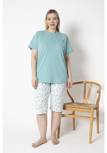 Mint Yeşili Mint Yeşili Çiçek Desenli Büyük Beden %100 Pamuklu Kısa Kol Kapri Pijama Takım Mint Yeşili