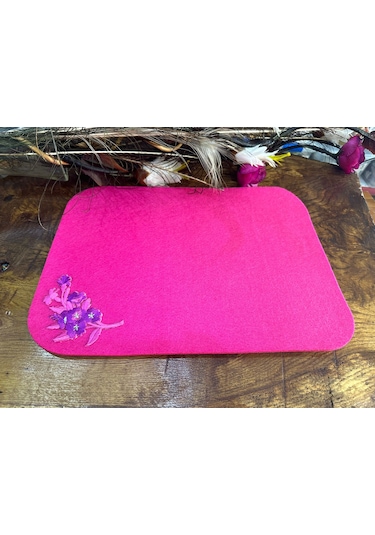 1 Adet Nakış İşleme Çiçekli Keçe Amerikan Servis 40x30 Cm Pembe