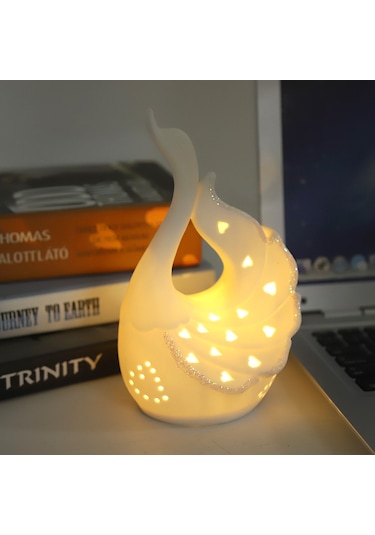 Kuğu Şekilli Çocuk Lambası - Yongtao A