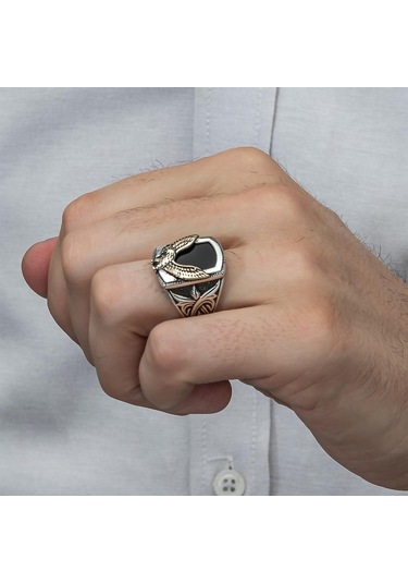 Alyans Evim Kartal Motifli Kare Siyah Oniks Taşlı 925 Gümüş Erkek Yüzük