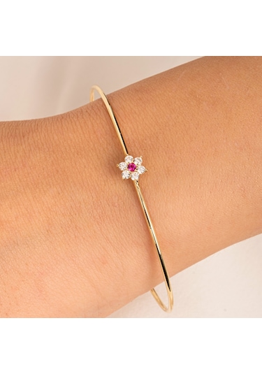 Gümüş Bilezik - Yakut Taşlı Çiçek Tasarım Zarif 925 Ayar Gümüş Bilezik Gümüş