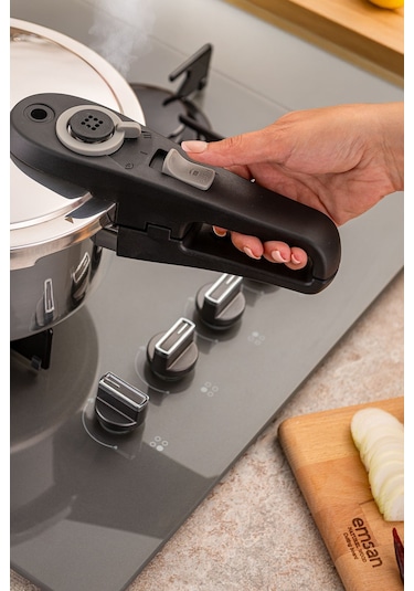 Emsan Fast Cooker Çift Emniyetli Düdüklü Tencere 4 Lt Siyah