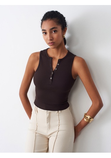 Dilvin 21005 Düğme Detaylı Crop Top-koyu Kahve