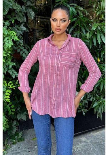 Kadın Pembe Çizgili Desenli, Uzun Kollu, Rahat Kesim, Dokulu Kumaş Gömlek Pembe