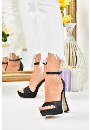 Fox Shoes Siyah Saten Kumaş Platform Kalın Topuklu Kadın Ayakkabı