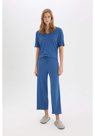 DeFacto Pijama Takımı Fitilli Kaşkorse Kısa Kollu Üst Esnek Belli Kapri Boy Alt-Fall in Love E0865AX25SPIN33