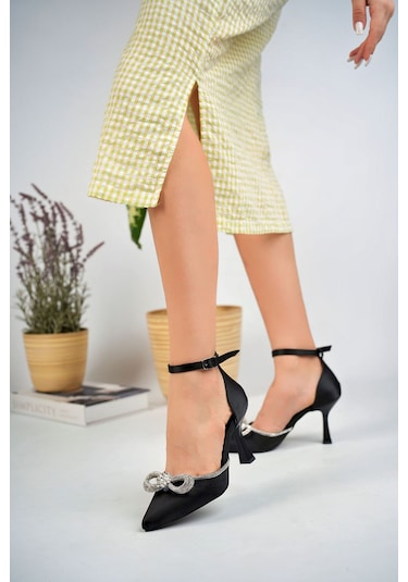 GİMER - Kadeh Ökçeli Arkası Kapalı Taşlı Siyah Saten Kadın St... Siyah