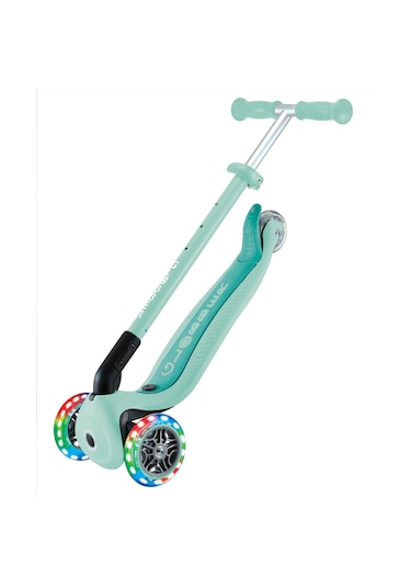 Globber Go-Up Aktive Light Işıklı Scooter - Mint Yeşili